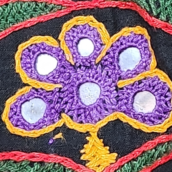 Vintage NWT PASSPORT PIER 1 Indian Cotton Embroidered Boho Skirt With Mirrors - Picture 7 of 13